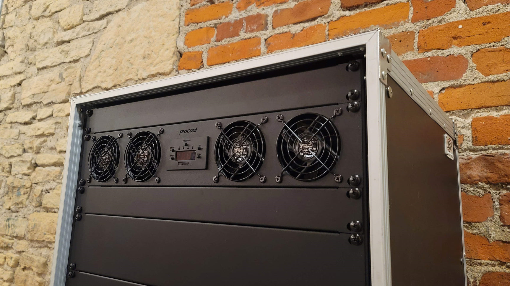 SP480XT - 2U Temperature-Controlled Quiet Rack Fan System