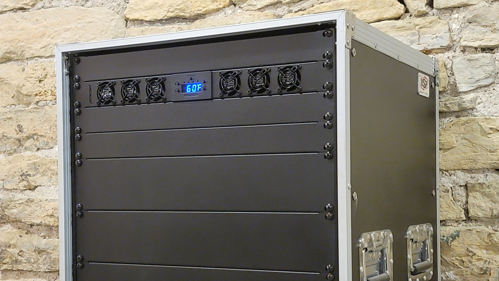 SP640X - 1U Temperature-Controlled Quiet Rack Fan System